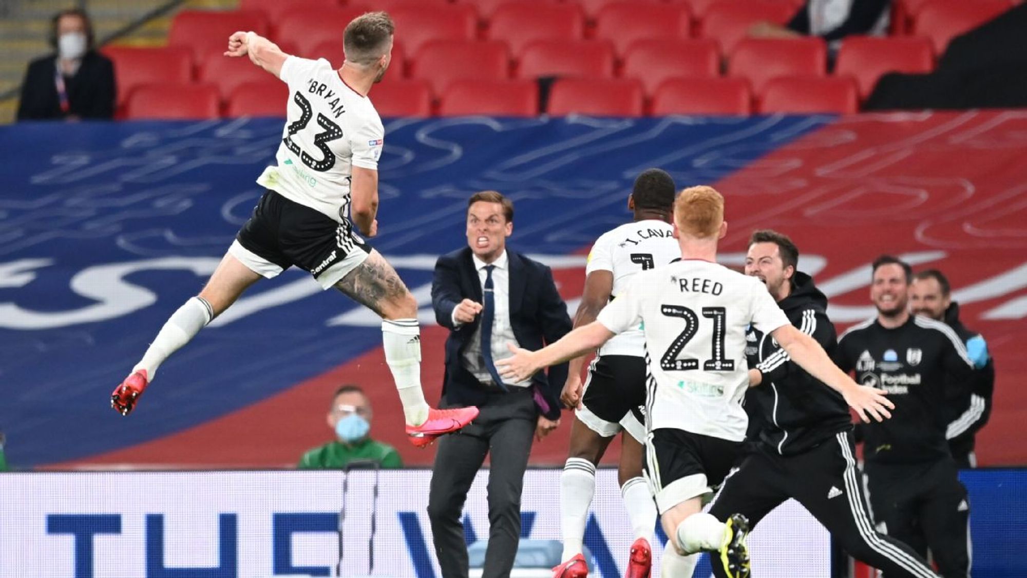 时刻敢于承 时刻敢于承